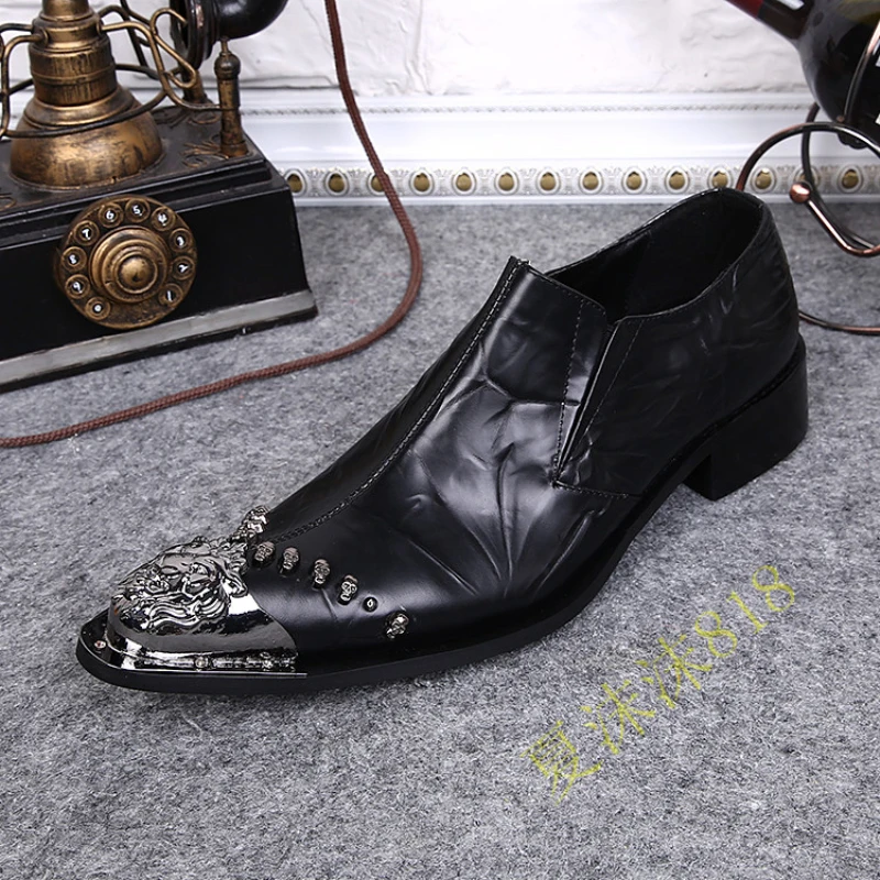 

Christia Bella Cow Leather Men Business Formal Shoes Rivet Design Metal Pointed Toe Men Party Dress Leather Shoes Male Big Size