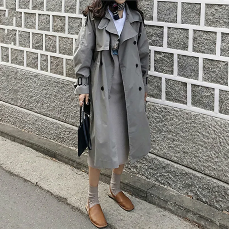 

TVVOVVIN New Spring Autumn Korea Style Turn-down Collar Double Breasted Button Pockets Women Loose Temperament Coat D024
