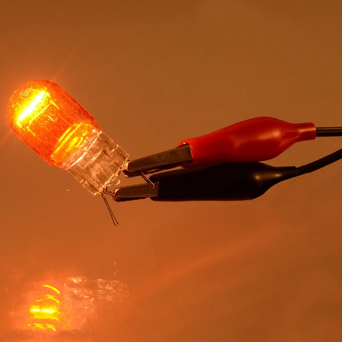 2PCS Amber 12V W21/5W T20 Dual Filament Car DRL Side Light 7443 Effect Brake Bulb For Universal Car Auto Truck