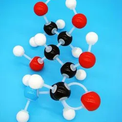 Structure moléculaire de l'artemisine et de la Glucosamine, modèle d'exposition, décoration de bureau, démonstration d'enseignement 