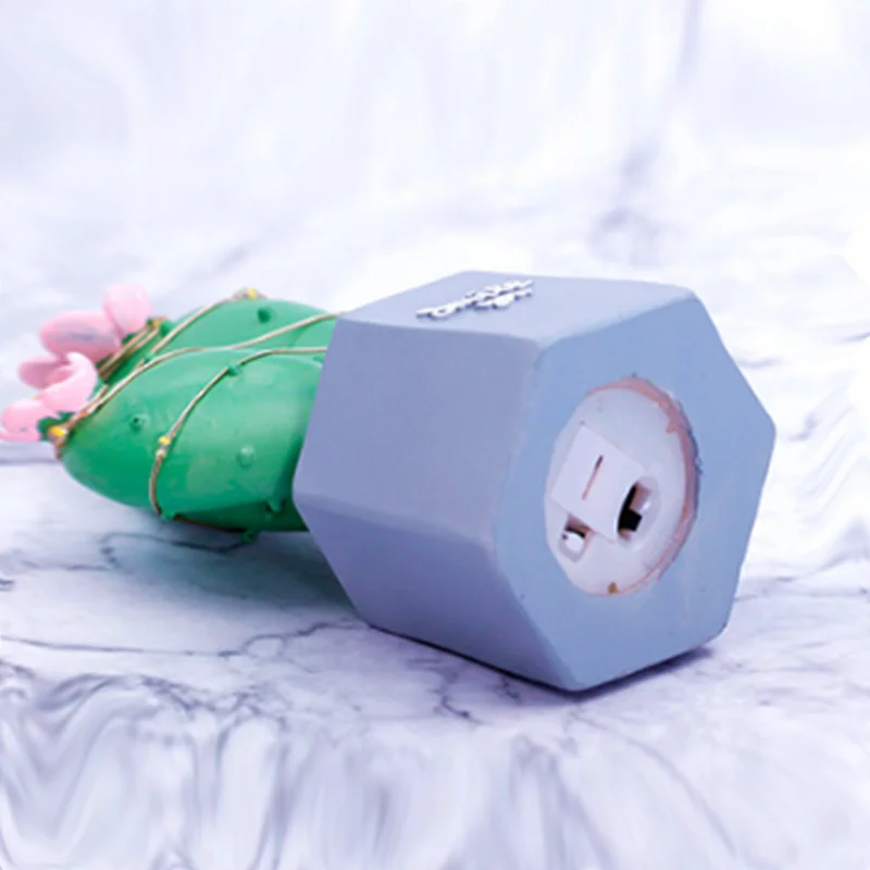 Hot-Sale-Nordic-Wind-Lovely-Cactus-Night-Light-Creative-Dream-Star-Lights-Bedroom-Desk-lamp-Gifts (4)
