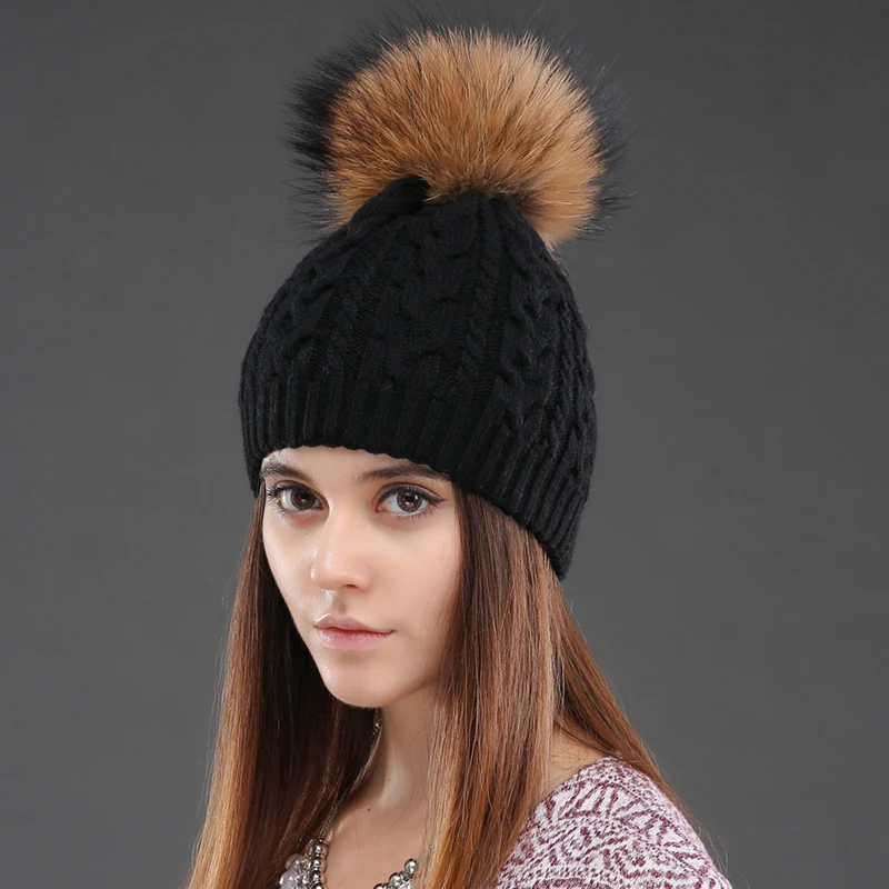 CNTANG 2026 Damen Doppellagige Strickmützen Winter Warme Beanie-Mützen Wollmütze mit Bommel Natürliches Waschbär-Fell Modische Damen-Kappe – Detail 5