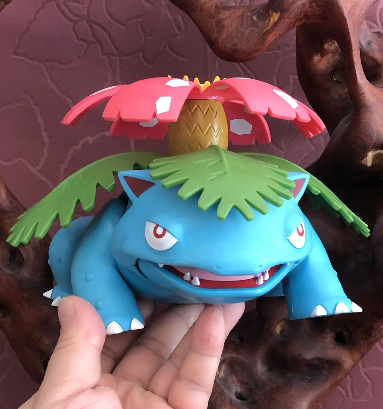 Pokémon Conjunto de Evoluções Bulbasaur, Ivysaur e Venusaur - Pirlimpimpim  Brinquedos