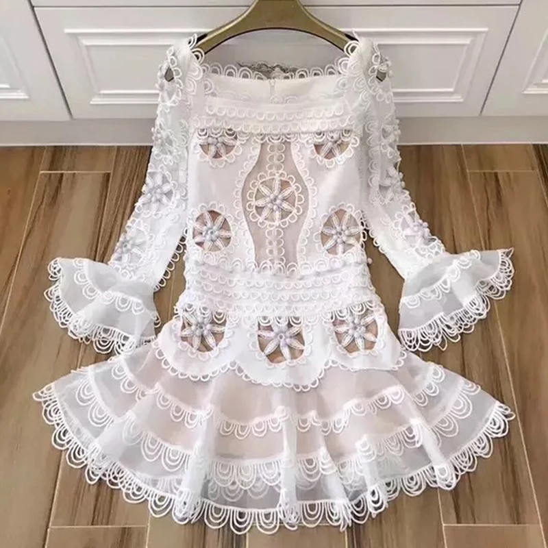 Runwaybox летнее женское праздничное черное Vestidos свободное сексуальное платье с вырезом лодочкой и пуговицами прямое короткое платье