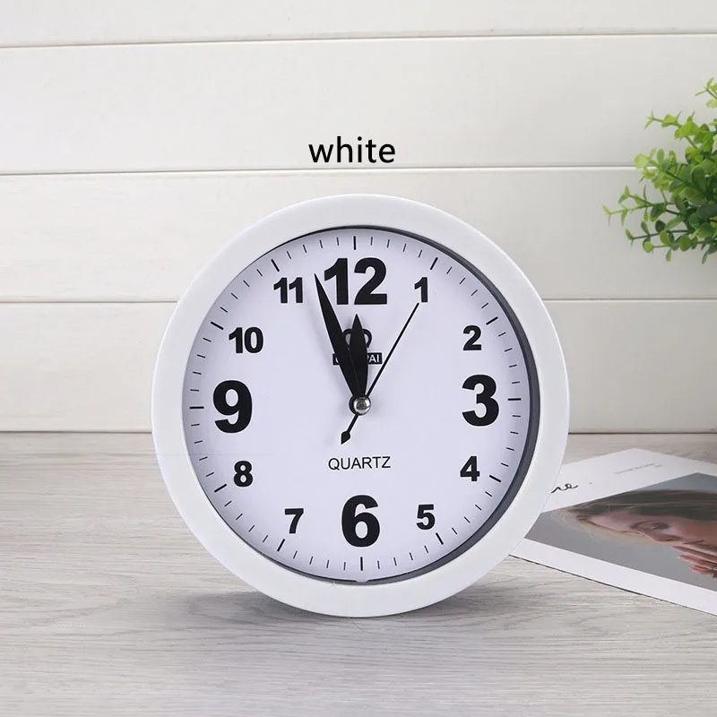 Настенные часы черно-белые домашние настенные часы пластиковые круглые простые бесшумные радиальные студенческие Цифровые кварцевые часы для спальни - Цвет: Белый