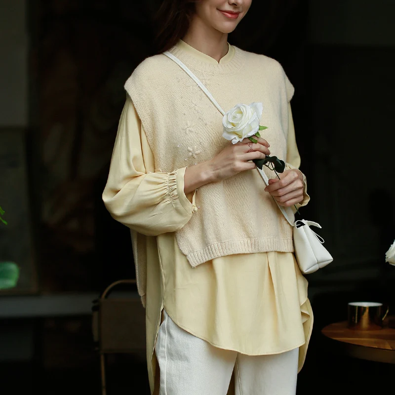 ROJAY Sweater Vest Woolen Waistcoat Women Loose Chinese Style Short Knitted Vest Alpaca Embroidery Stylish