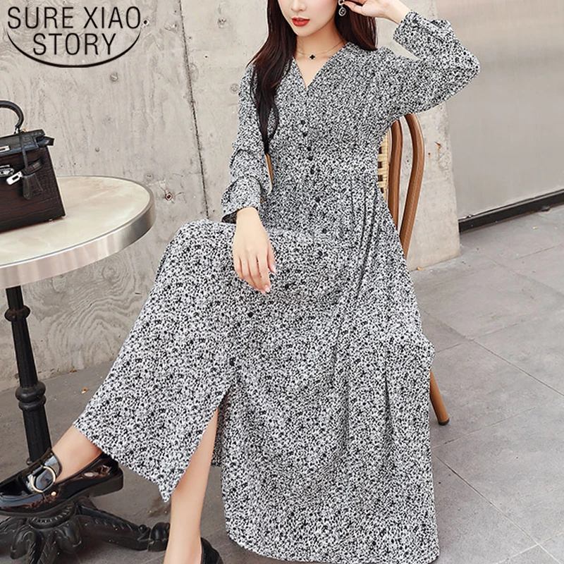 2020 Summer New Chiffon Women Sun Protection Clothing Female Long Beach Cardigan Wild Printing Splicing Thin Clothing 3555 womens blouses