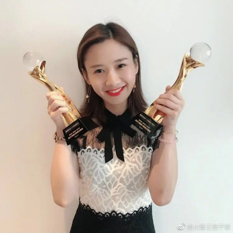 

2020 Summer Black And White Lace Splicing Lace Slim Fit Dress Star Money 648