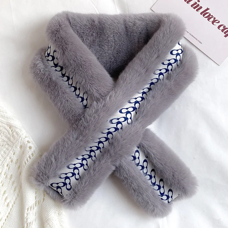 

Hyuna style autumn and winter warm furry scarf winter Korean version of wild decoration lazy rabbit fur feel student scarf cross