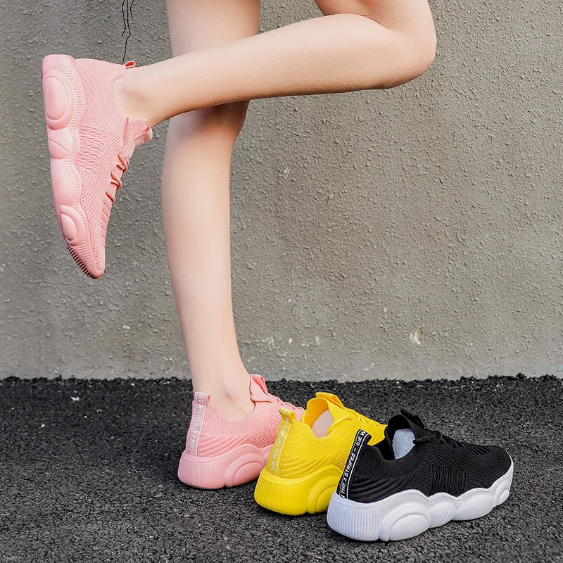 

Fashion Women Running Shoes Thick Bottom Sneakers Lightweight Breathable Outdoor Sport Casual Shoes Solid Color