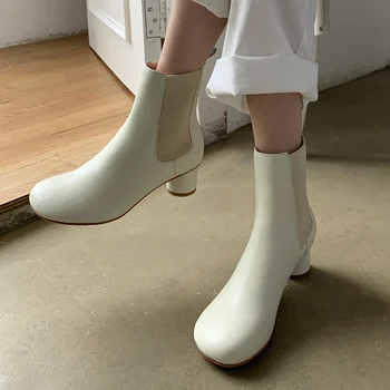 

2020 autumn and winter retro thick heel women's short boots leather mid-heel and nude boots simple Martin single boots X46