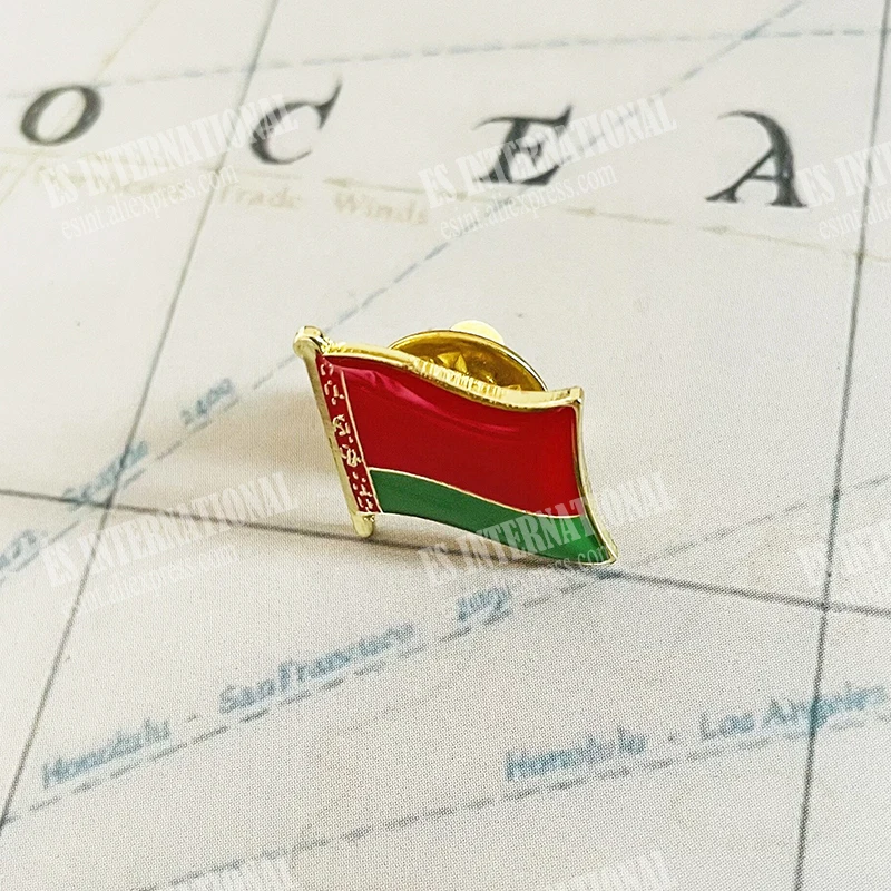 Belarus National Flag Crystal Epoxy Metal Enamel Badge Brooch  Collection Souvenir Gifts  Lapel Pins Accessories  Size1.6*1.9cm