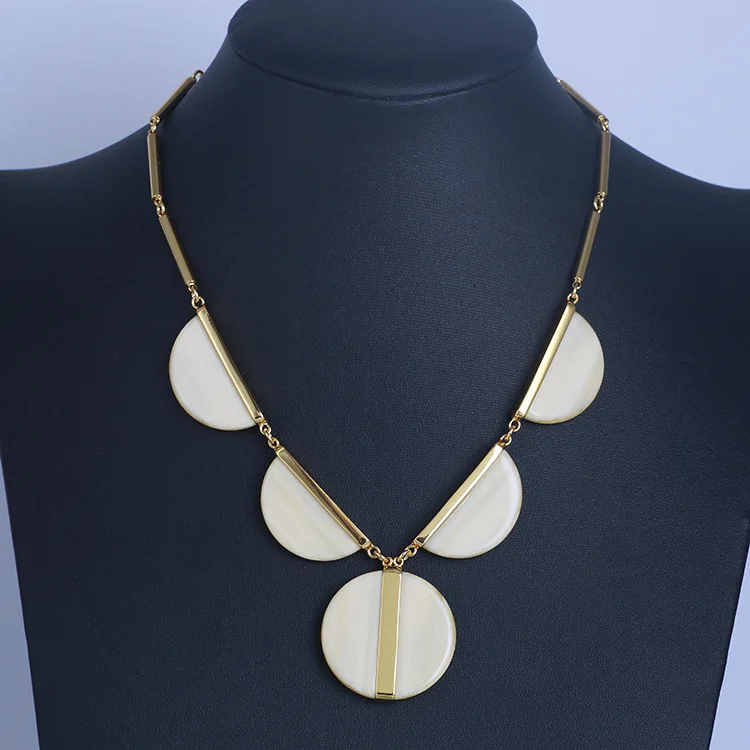 

European and American leopard-print resin white shell stitching circular multi-drop metal long Fashion Necklace Jewelry