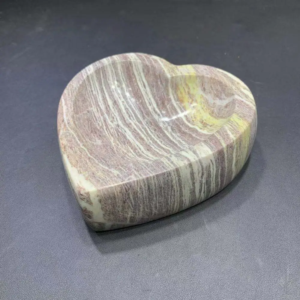 

Hand carved natural quartz crystal ashtray gemstone crystal craft for decoration