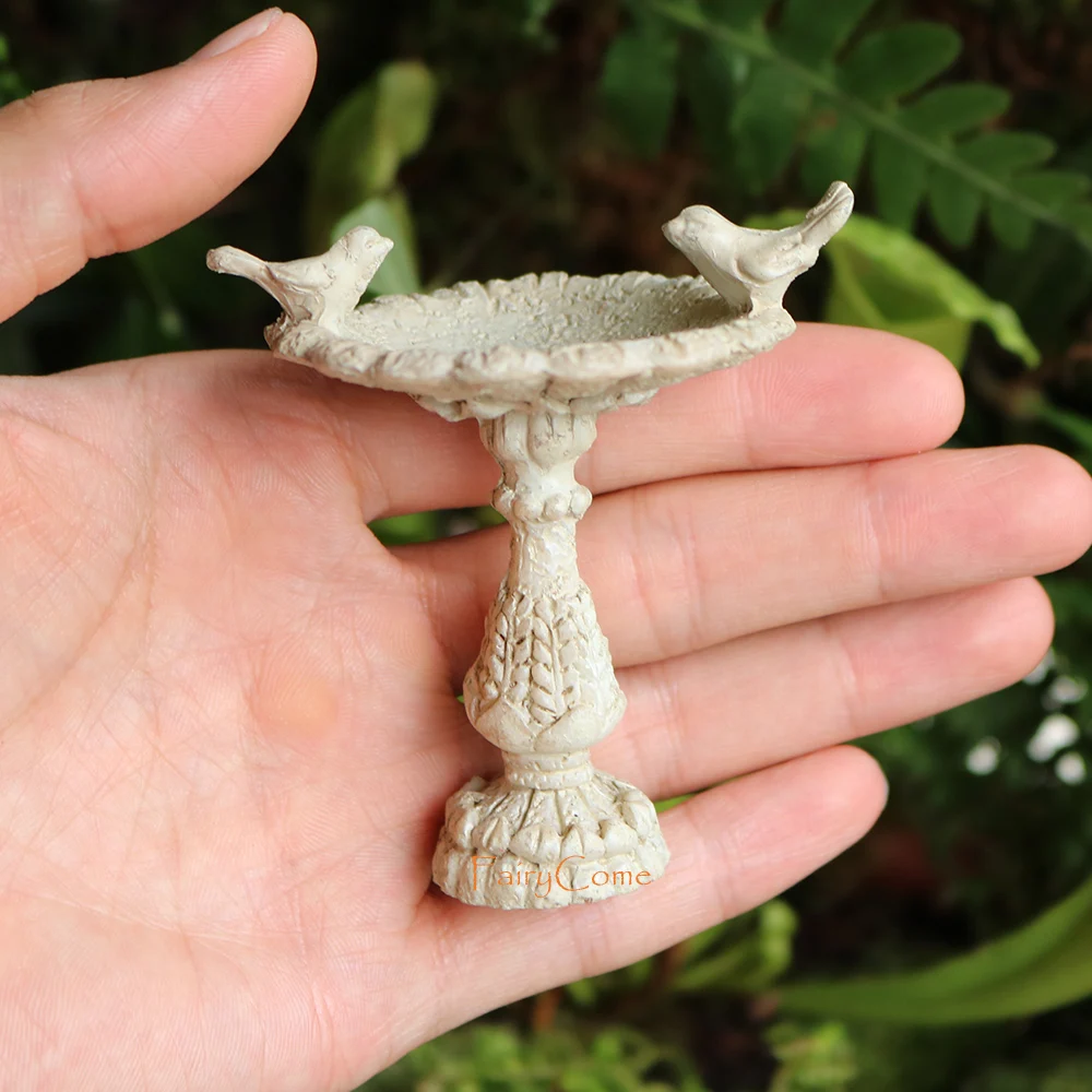 Ornament Crafts Miniature Ornament Fairy Garden Bird Bath Miniature Garden Resin Birdbath Feeder Fountain Bonsai Pot Mini garden Decoration Accessories