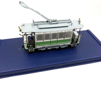 4 1: 87 сплав Ретро модель трамвая, высокая моделирования трамвая T3 NR. TATRA 1961, литая металлическая игрушка, ретро коллекция игрушечного автомобиля - Цвет: 4