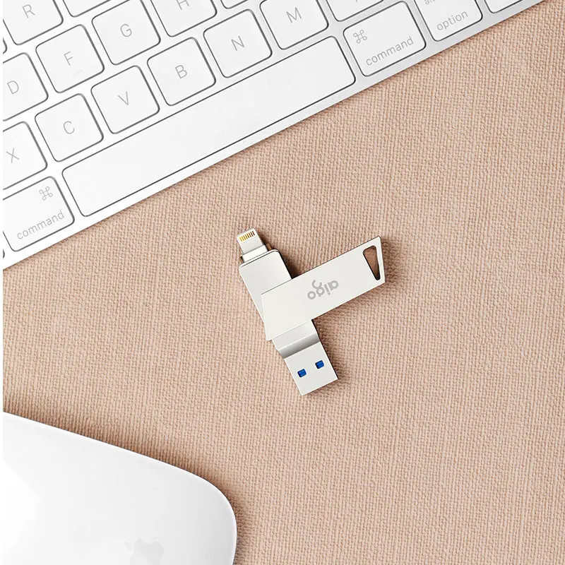 Aigo usb 3,0 высокоскоростной металлический usb 32G застрявший точечный дизайн cle usb вращающаяся на 360 ° Флешка для iphone onekey резервного копирования двойной интерфейс