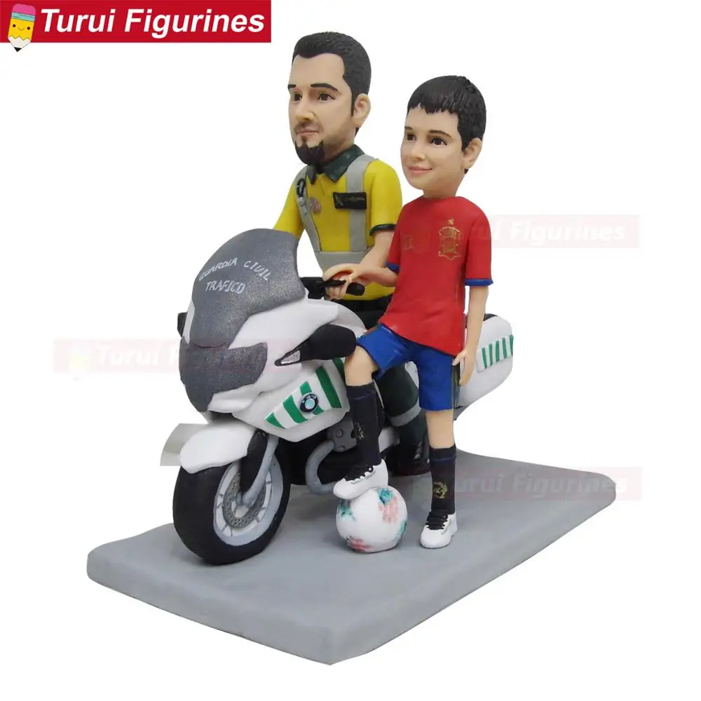 Decorations De Gateau D Anniversaire Theme Moto Pere Et Fils Sculptures De Poupees De Ceremonie Pour Adultes