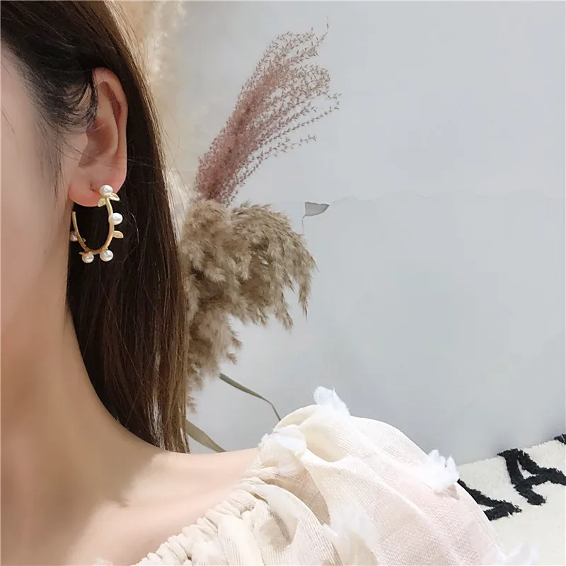 11018419498_2139765507