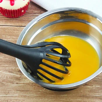 

Creative Whisk Multifunctional Nylon Eggbeater Dual-use Food Clamp Manual Mixer Baking Tools Kitchen accessories Gadget Tools