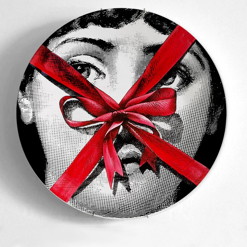 New High Quality Bone China Milan Abstract Design Style Room Decoration Hanging Dishes Wall Plates Piero Fornasetti Plates - Цвет: 4