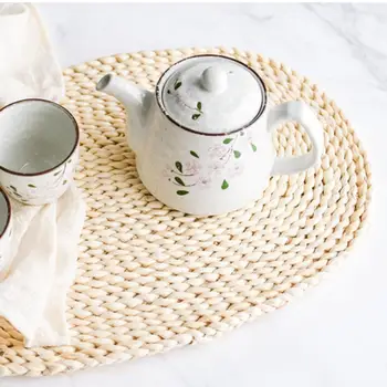 

4PCS Corn Straw Woven Place Mats Round Rattan Braided Dining Table Natural Handmade Insulation Pad
