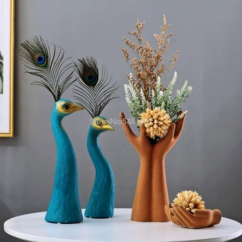 

European Ceramic Peacock Hand Vase Statue Ornaments Decoration Fengshui Home Livingroom Desk Holding Flowers Figurines Crafts