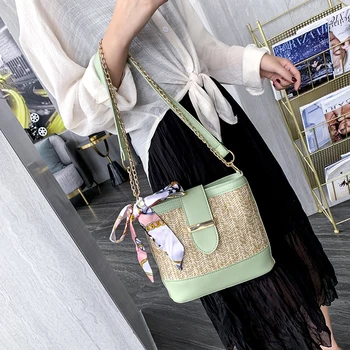 

AURAY Handmade Women Purses And Handbags Crossbody Bags For Women 2020 Summer Women's Shoulder Bag Women Messenger Straw Bag