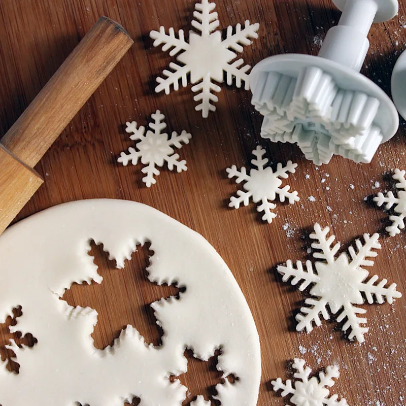3Pcs Christmas Snowflake Cookies Biscuit Mold Fondant Sugar Craft Plunger Cookie Cutters Xams Snow Cupcake Cake Decorating Tools | Дом и сад