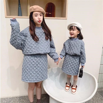 

Mommy and Me Autumn Clothes Set Fashion Mother Daughter Woolen Print Coat+Short Skirt Suit for Family Matching Clothes Outfits