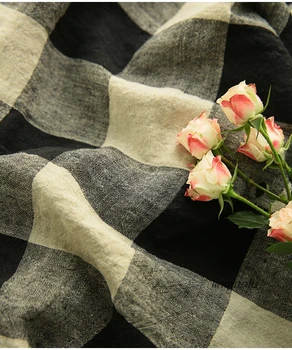 

Classic black and white large plaid dyed high-end pure linen fabric High-end clothing linen fabric