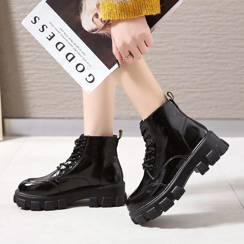 

Autumn And Winter Chunky-Heel Lace-up Warm England Martin Boots Women's Waterproof Platform plus Cotton Ankle Boots Semi-high He