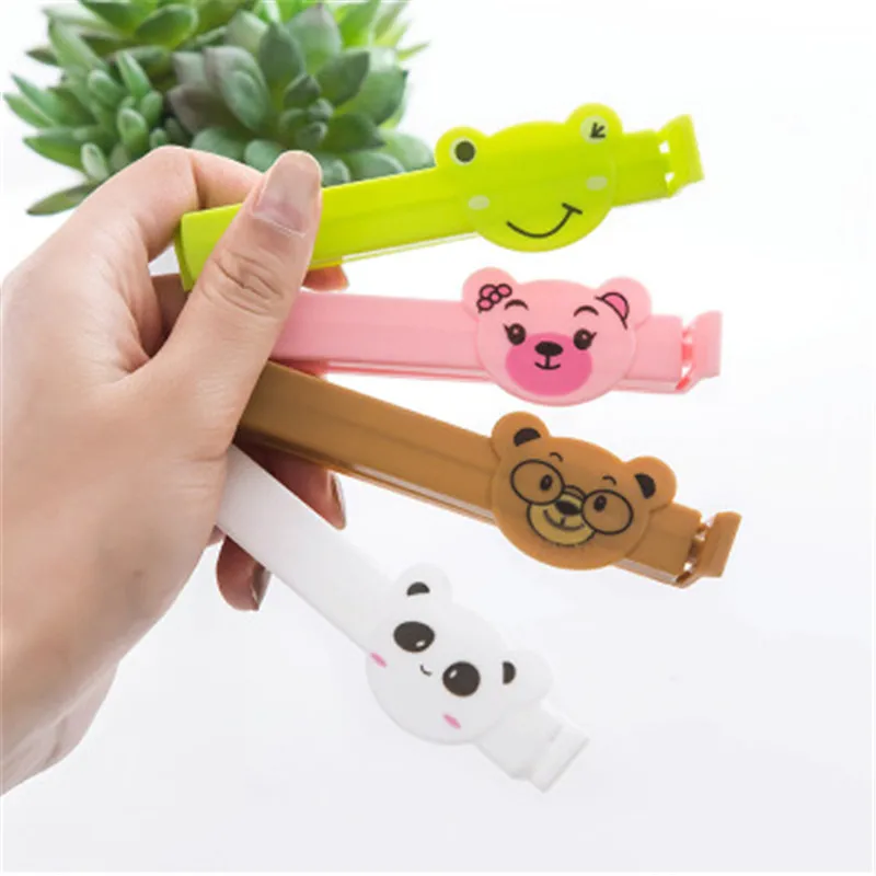 

1Pcs/lot Portable New Kitchen Storage Food Snack Seal Sealing Bag Clips Sealer Clamp Plastic Tool