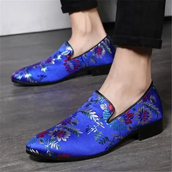 

2020 Men Colorful Business Dress Shoes Italian Style Handmade Exquisite Embroidery Designer Leather Shoes Man Pointed Toe Shoes