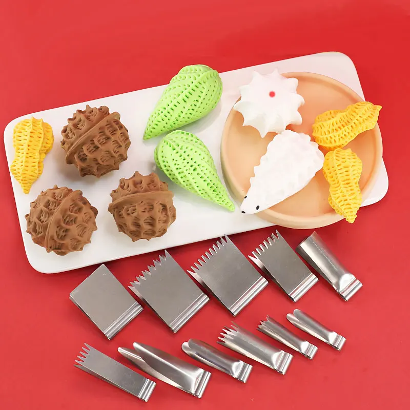 Pastry Clip Stainless Steel Walnut Crisp Cake Dessert Clips Hand Carved Pastry Decorate Clips DIY Baking Flower Pliers Mold 1Pcs