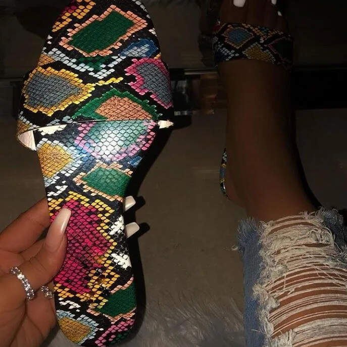 

Summer personality sandals female new snakeskin pattern straight slippers comfortable flat bottom large size slippers X186