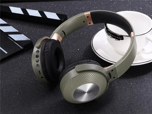 Green MRSVI активные шумоподавления беспроводные наушники Bluetooth гарнитура S38 с супер HiFi глубокий бас 20H время воспроизведения для путешествий работы - Цвет: Green