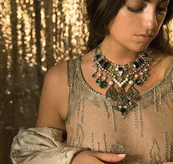 

Bohemian high fashion exaggerated gem set retro long pendant necklace