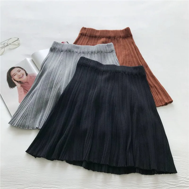 

Autumn And Winter Vertical Texture Knitted Full Skirt Drape Slimming High Waist Skirt Versatile Solid Color A- line Short Skirt