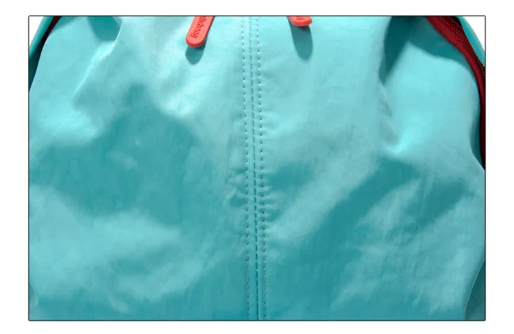 3208746151_2053409381