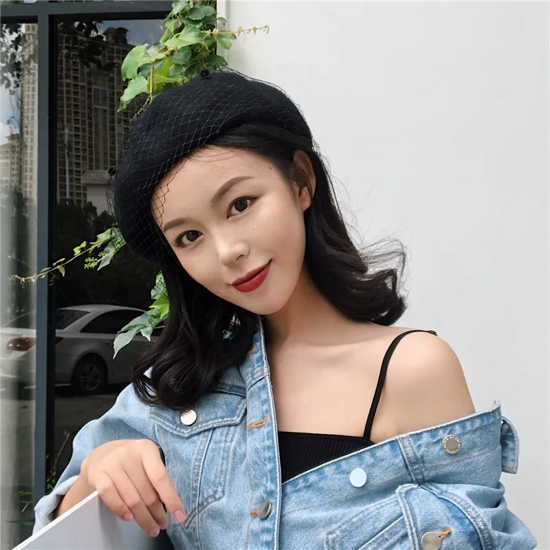 Korean version Beret Womens Autumn Winter Elegant Retro Fashion Simple Lace Pompon Wool Painter Cap Mesh Berets