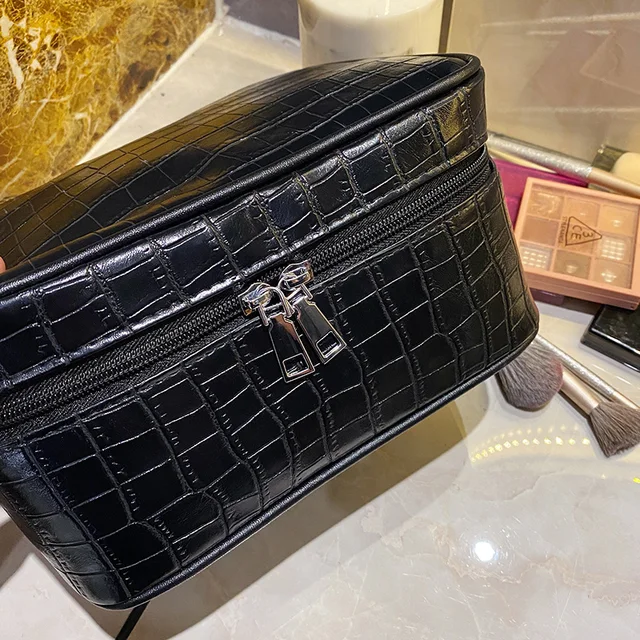 MUDUO Women Cosmetic Bags PU Leather Travel Handbag Organizer Makeup Bag Wash Bags Make Up Elegant Beauticians Cosmetics Case 2