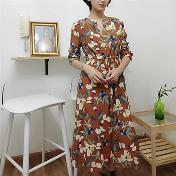 

Women's 100% Viscose Floral Print Midi Dress O-neck Buttons Long Sleeve Lace-up Elastic Waist Long Dress for Holiday