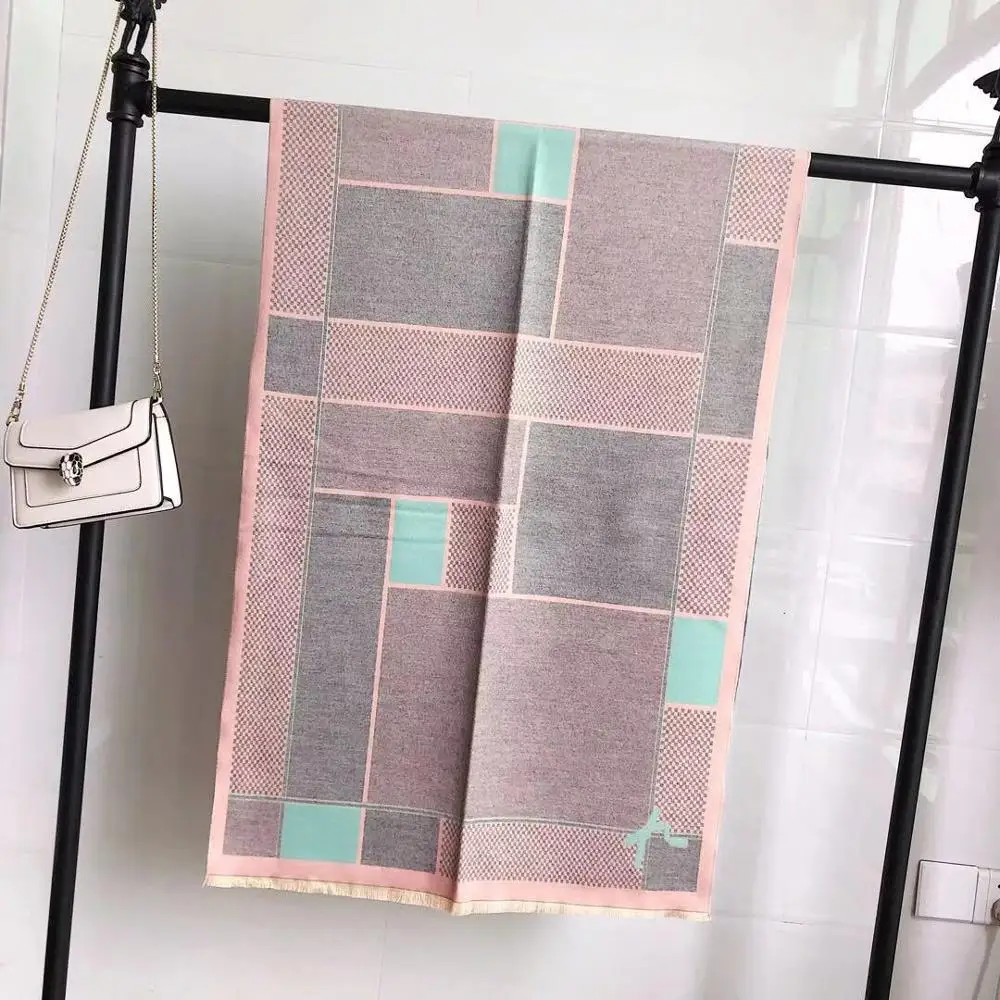 Fall and Winter New Coloured Chequered Cashmere Jacquard Scarf Female Holiday Travel Shawl Pull Towel Scarf 68131 - Цвет: blue
