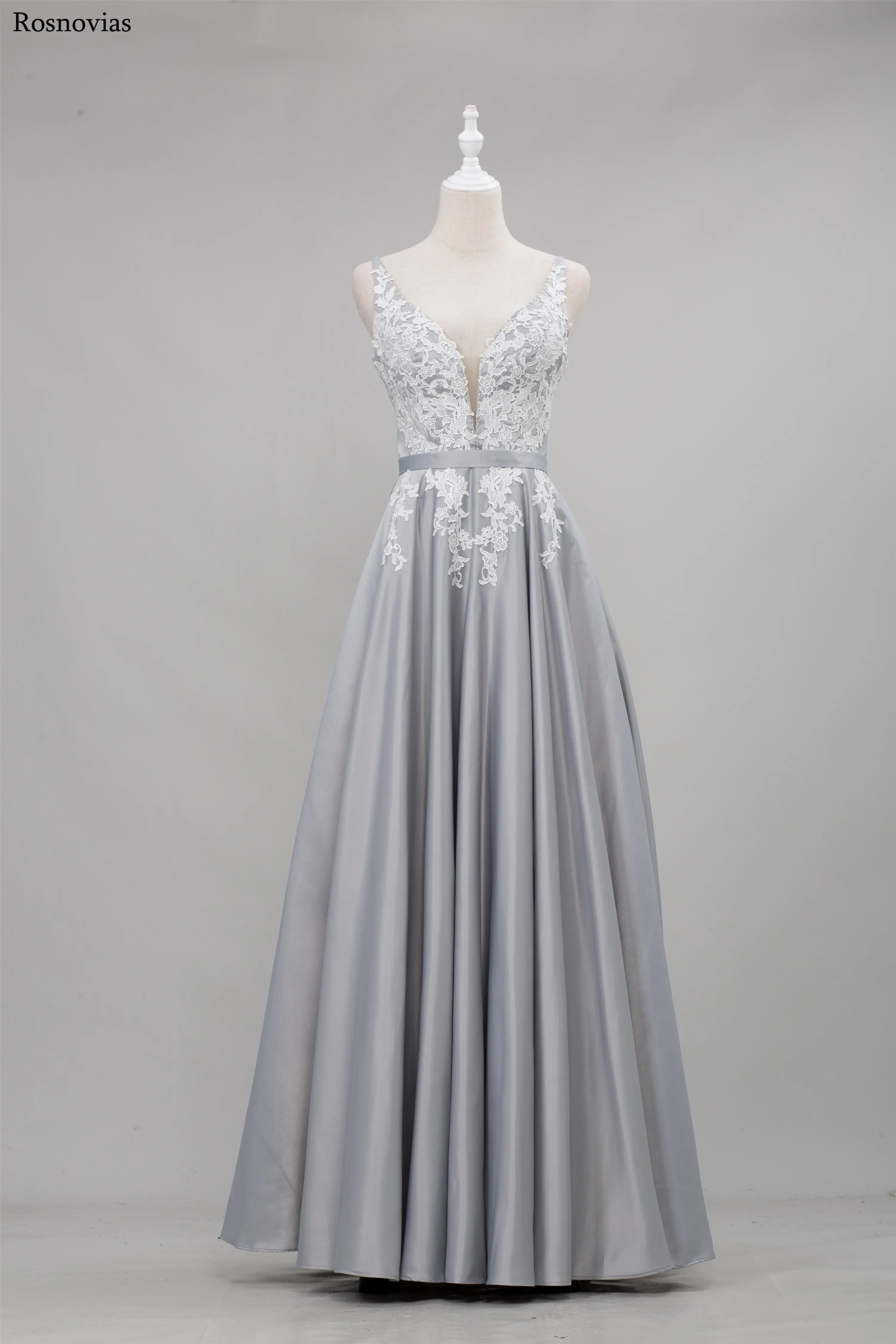

Real Photos Prom Dresses 2020 Spaghetti Strap V Neck Appliques Evening Party Dresses Formal Gowns Vestidos De Fiesta Customized