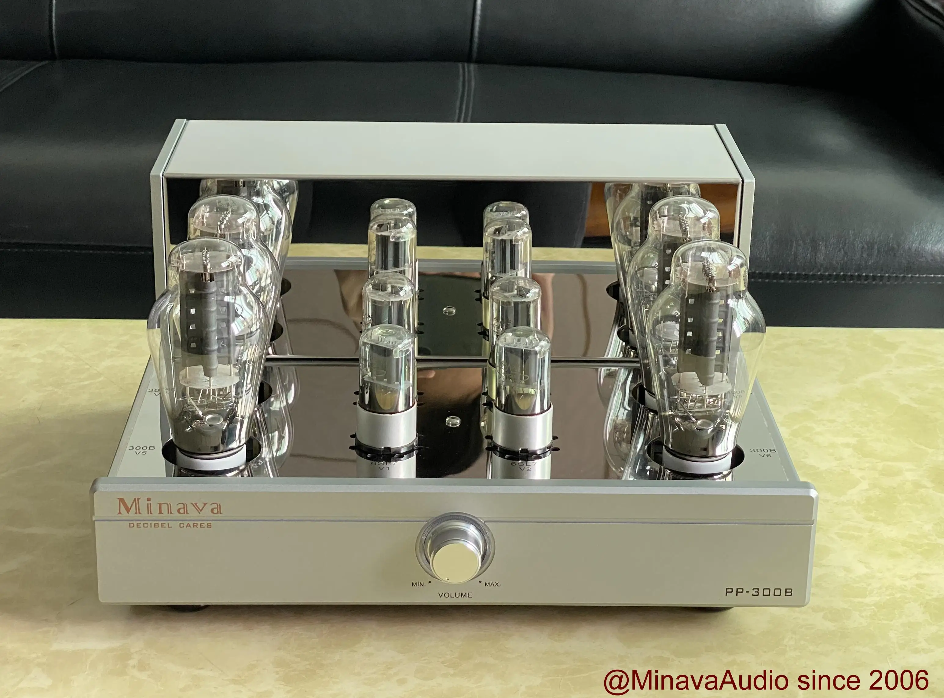 

300B 32W+32W Class AB high-power electronic tube push-pull amplifier (300B combined machine power amplifier + pure rear stage)