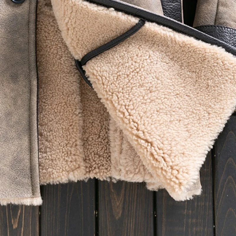 Рисунок 5 - Мужская длинная куртка из овечьей шерсти