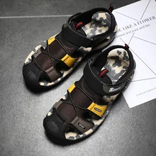 Уличные сандалии; модные мужские кожаные 39; Новинка года; Летняя Пляжная прогулочная обувь из сетчатого материала; дышащая походная обувь с закрытым носком