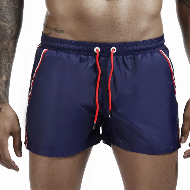 Men's Shorts with mesh lining inside 