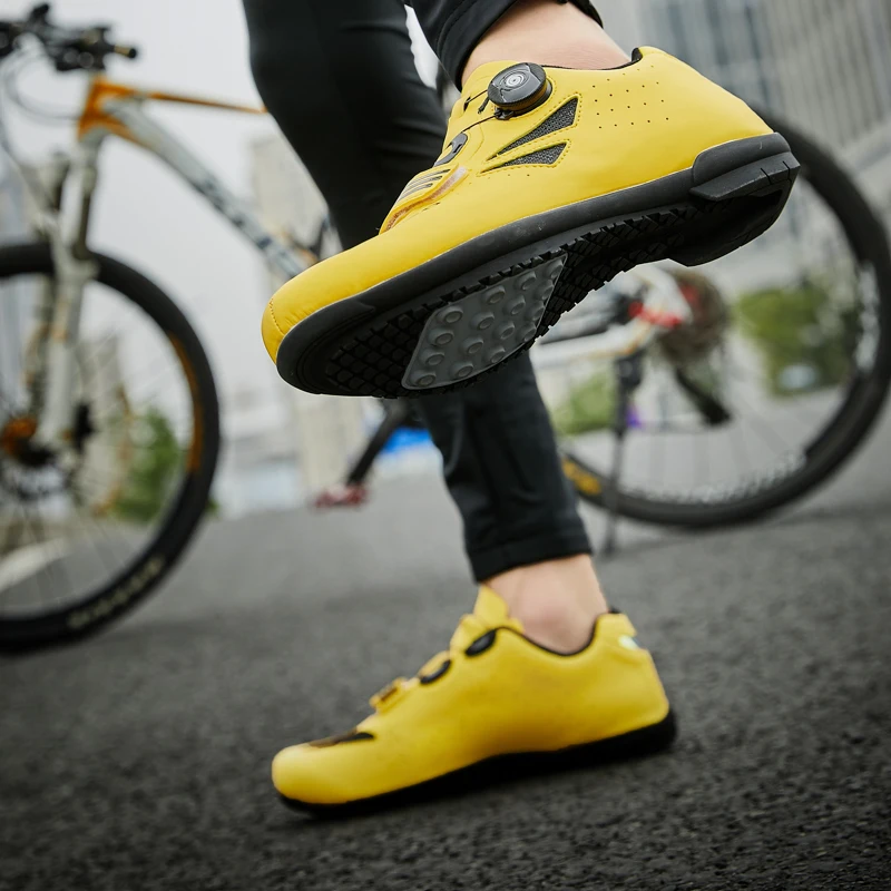 high top cycling shoes